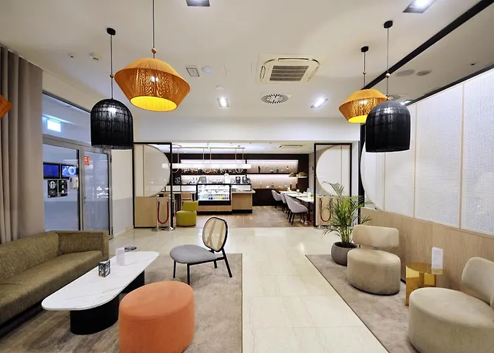 423 W Pieciogwiazdkowym Royal Tulip Plaza 200 M Dobruk קולובז'ג