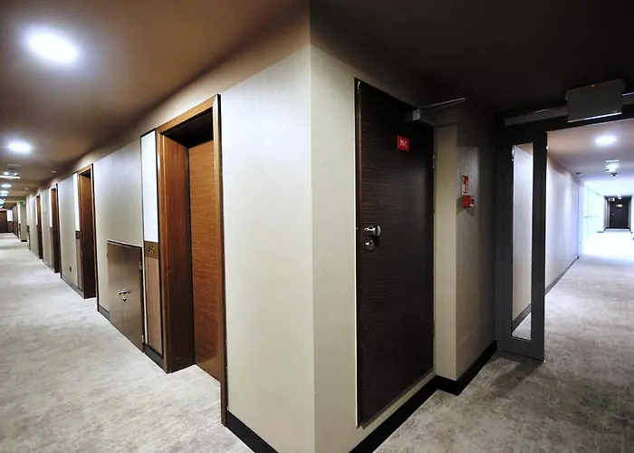 423 W Pieciogwiazdkowym Royal Tulip Plaza 200 M Dobruk דירה *