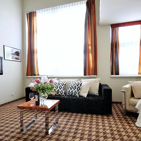 423 W Pieciogwiazdkowym Royal Tulip 200 M Dobruk 公寓